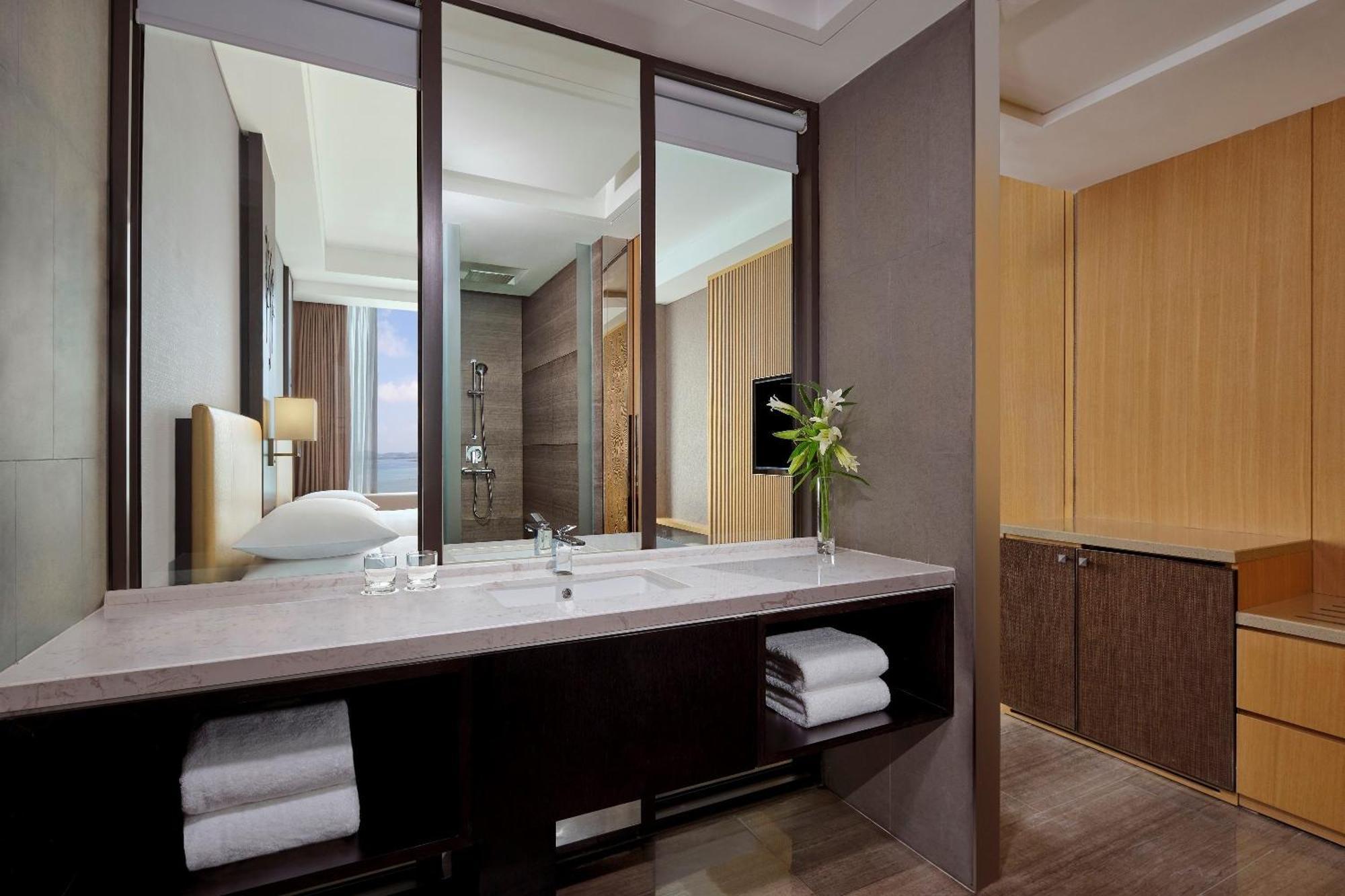 Batam Marriott Hotel Harbour Bay Nagoya Kültér fotó